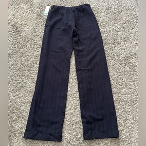 Lafayette 148 New York Navy Blue & White Pin Striped Cuffed Pants Women’s Size 4